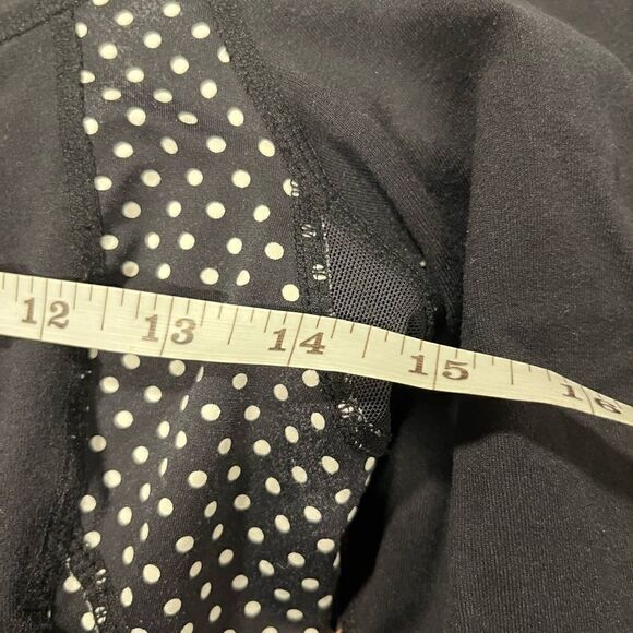 Lululemon 1/4 zip top 001 - Picture 5 of 5